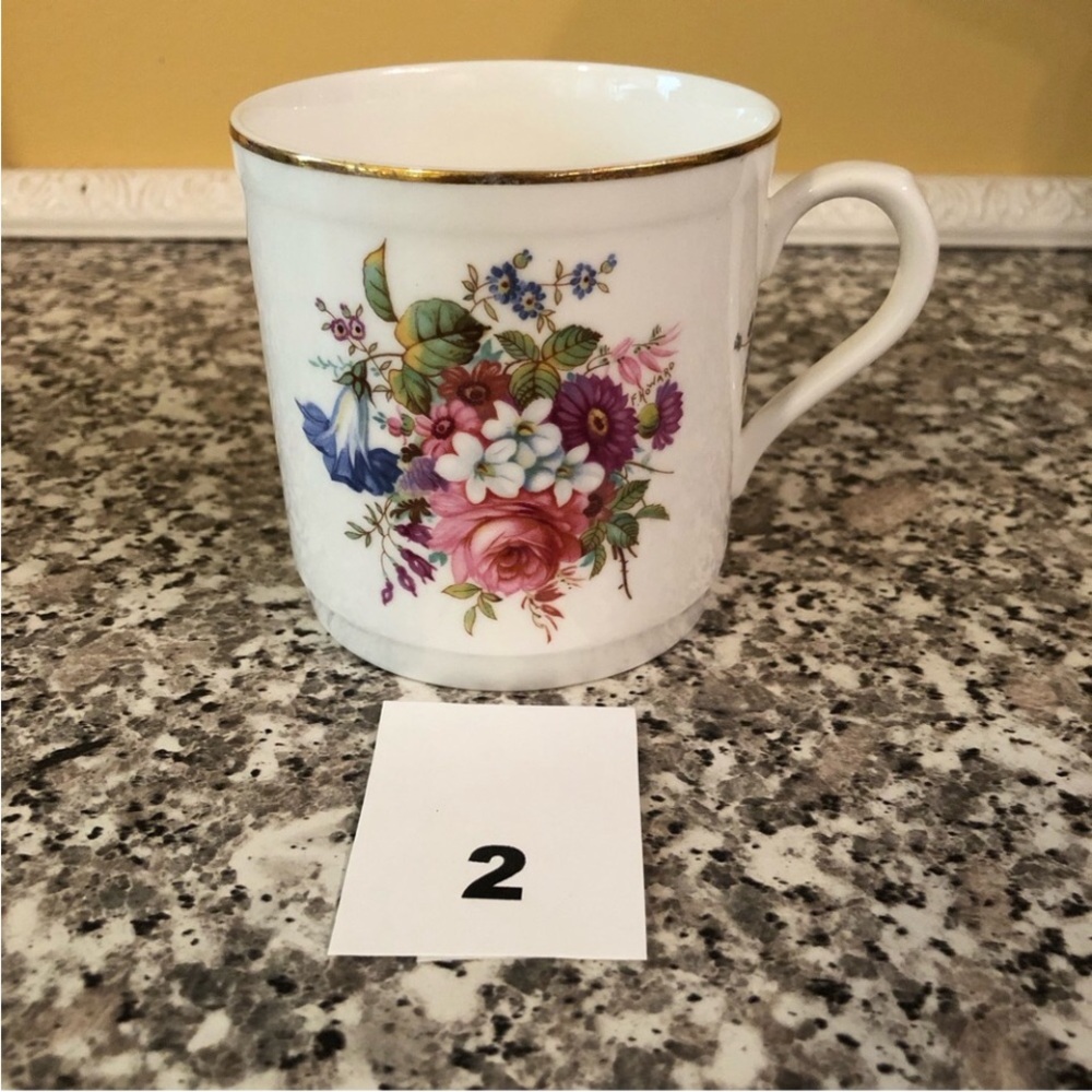 Hammersley mug bone china flowers white gold trimmed Howard Sprays Smooth 1980s - Picture 3 of 10